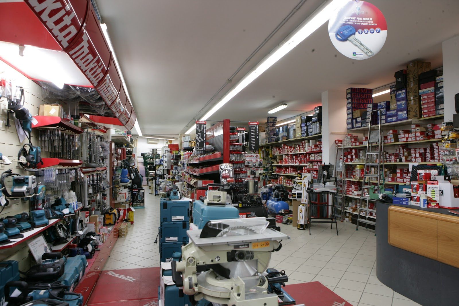 Galleria Ferramenta Varrucciu